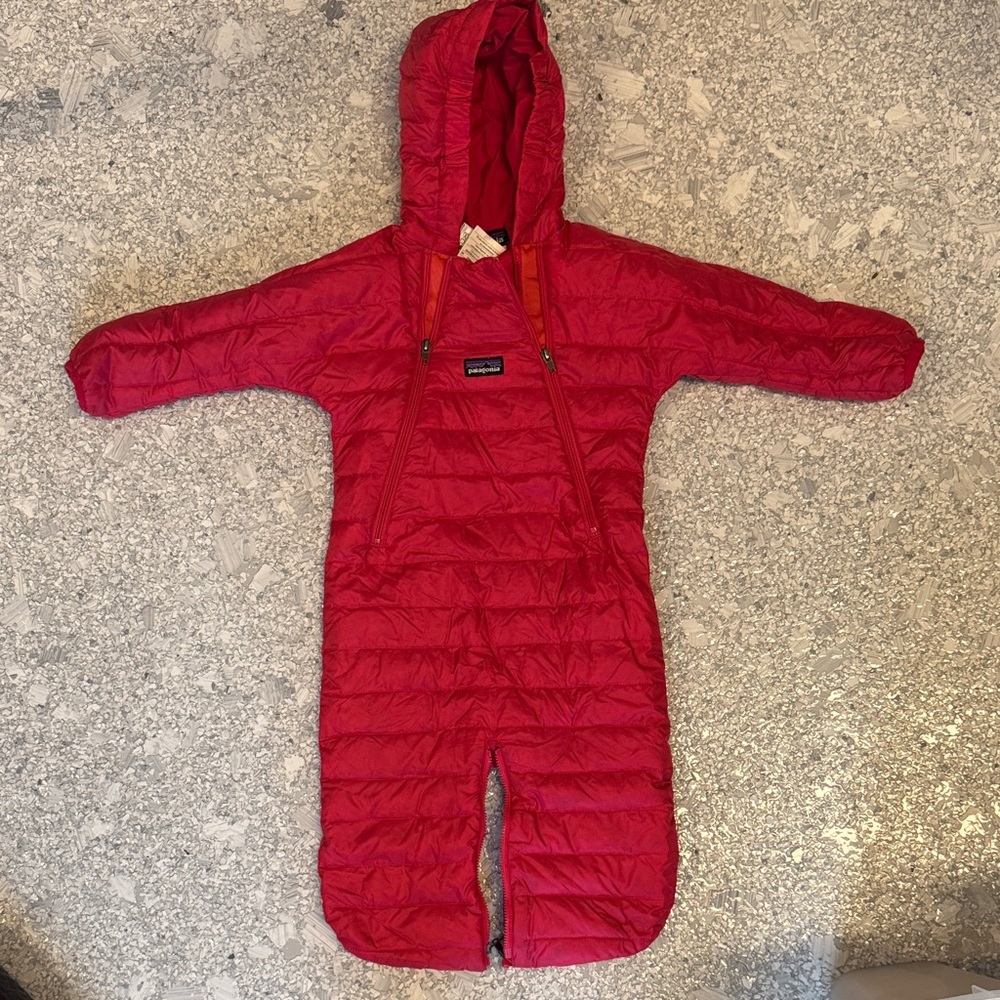 Patagonia Infant Hi-Loft Down Sweater Bunting